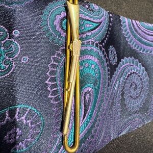 Rifle Gold Tone Tie Bar